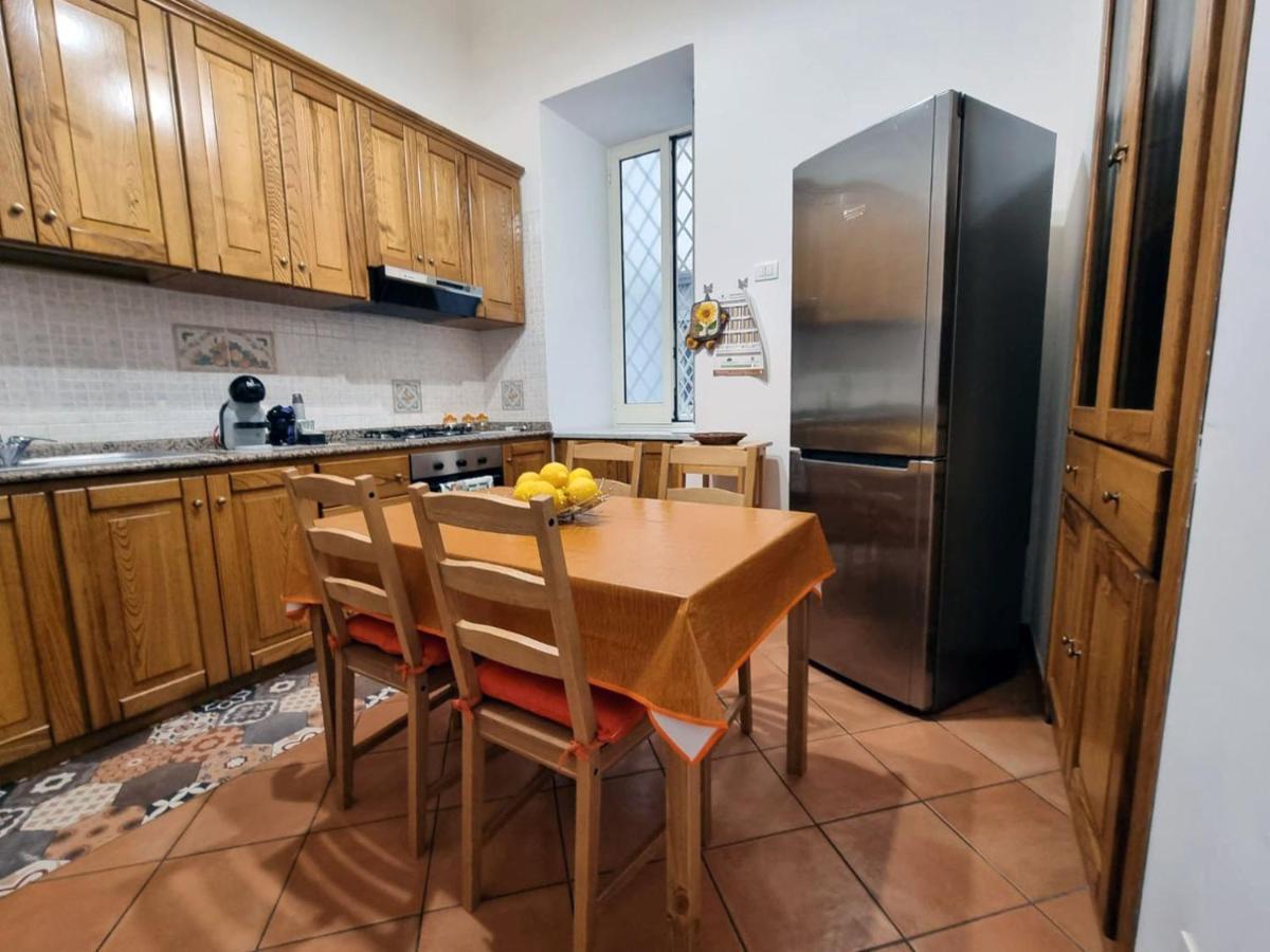 Uno Sguardo Sul Mare Villa Maiori Bagian luar foto