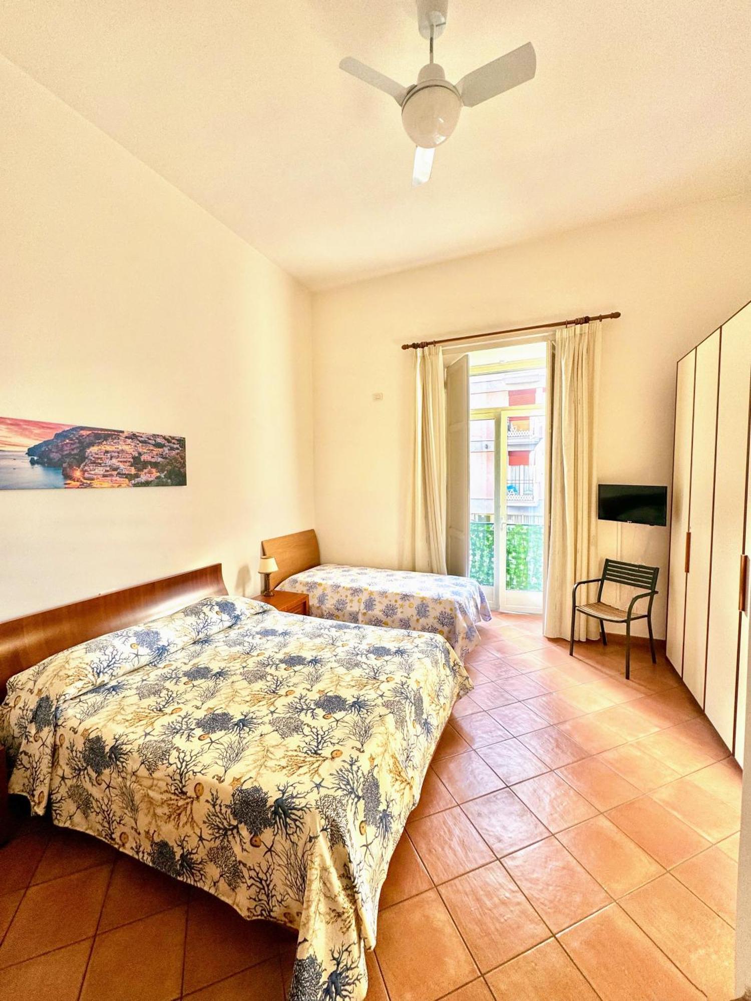 Uno Sguardo Sul Mare Villa Maiori Bagian luar foto